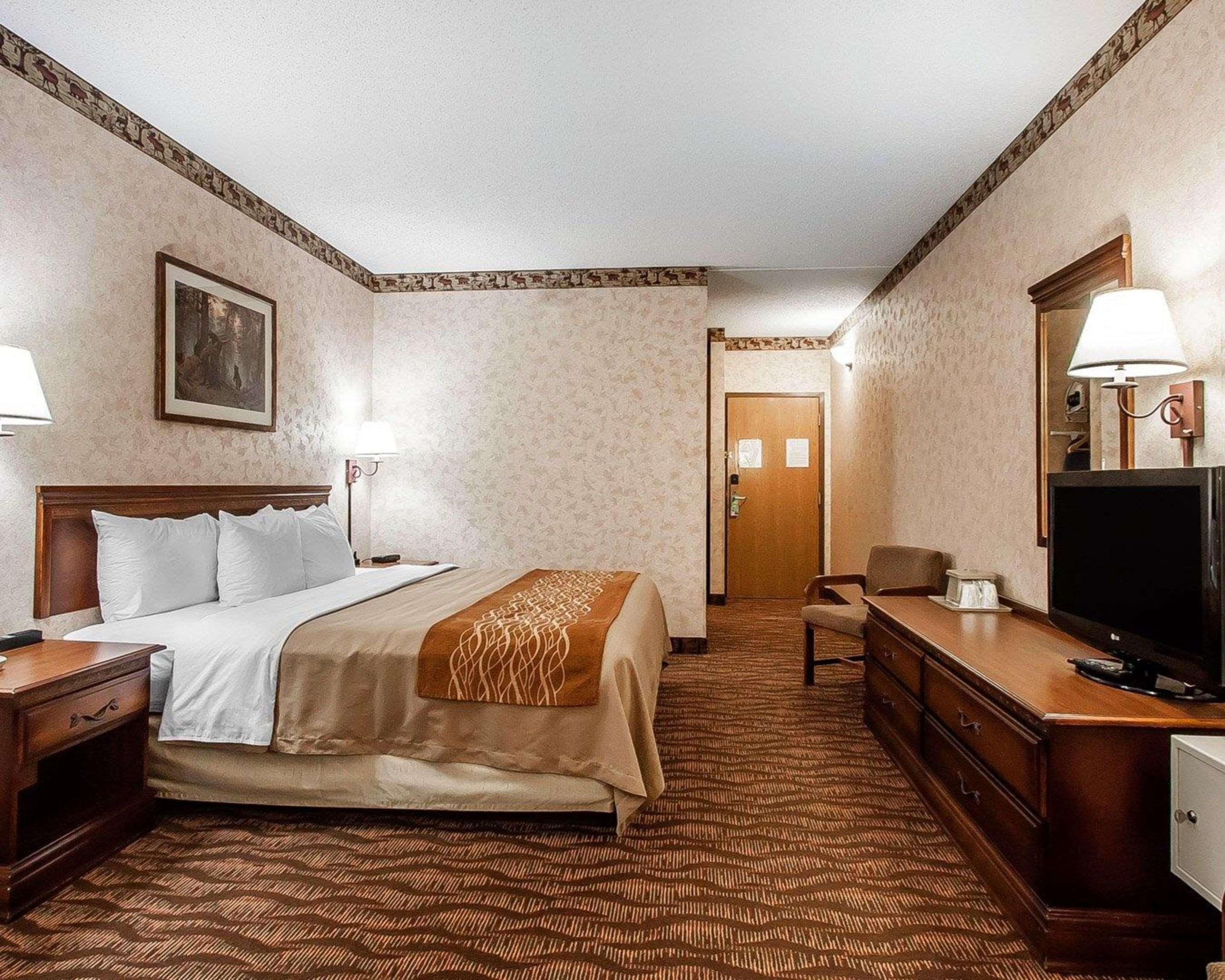 Comfort Inn & Suites Branson Meadows Exterior photo